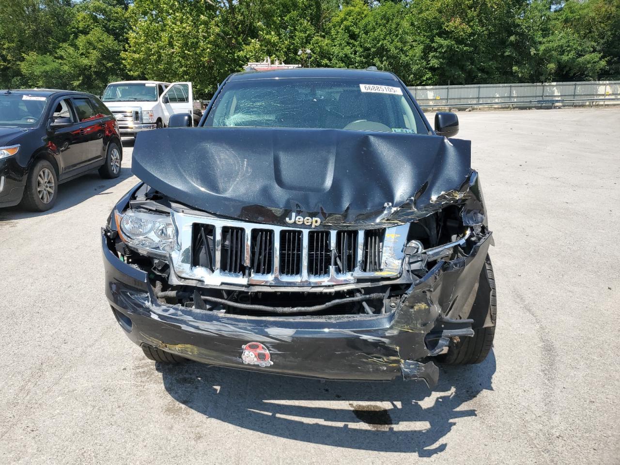 2013 Jeep Grand Cherokee Laredo - Image 5