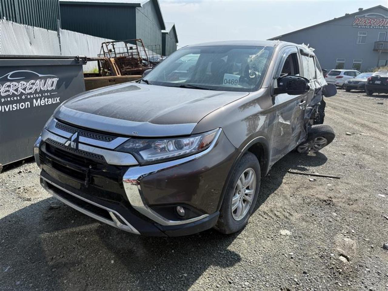 2020 Mitsubishi Outlander Es