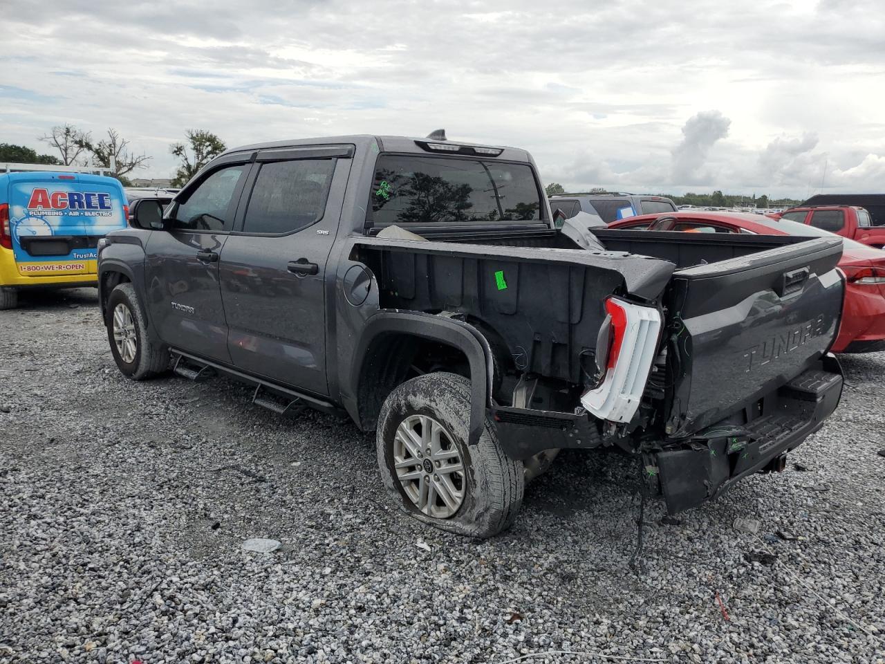 2024 Toyota Tundra Crewmax Sr - Image 2