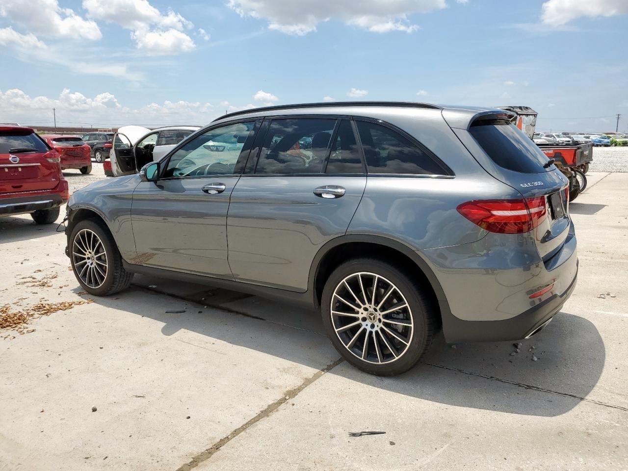 2019 Mercedes-Benz Glc 300 - Image 2