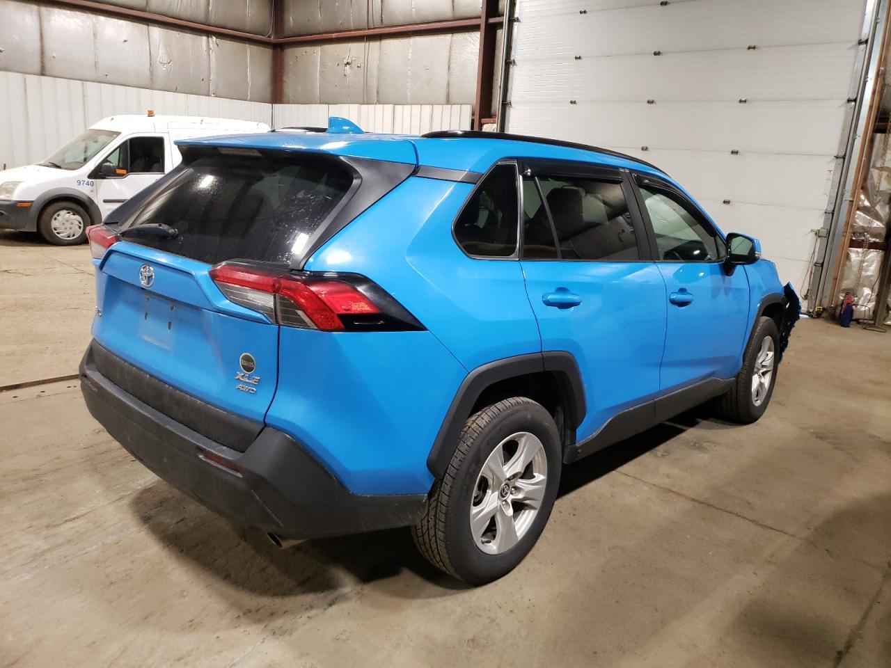 2021 Toyota Rav4 Xle - Фото 3