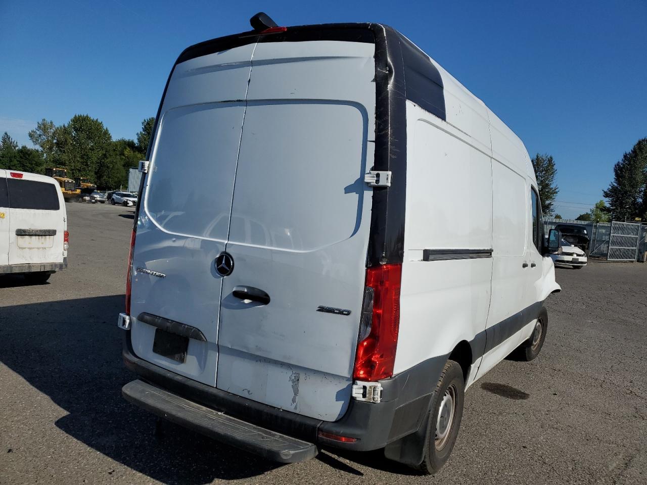 2019 Mercedes-Benz Sprinter 2500/3500 - Фото 3