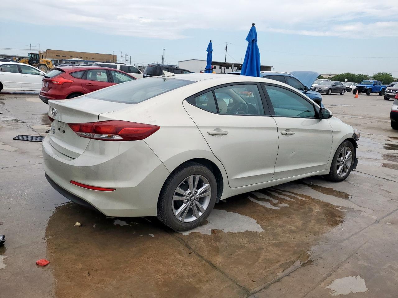 2017 Hyundai Elantra Se - Фото 3