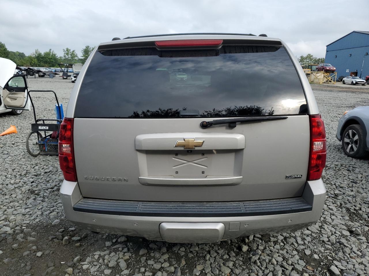 2007 Chevrolet Suburban K1500 - Фото 6