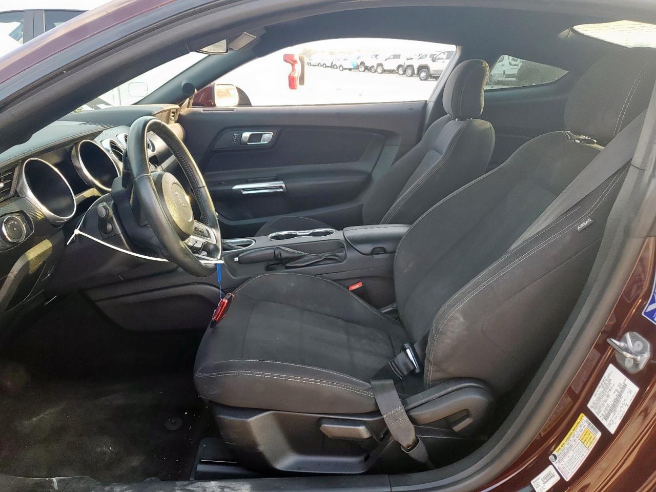 2018 Ford Mustang - Фото 7