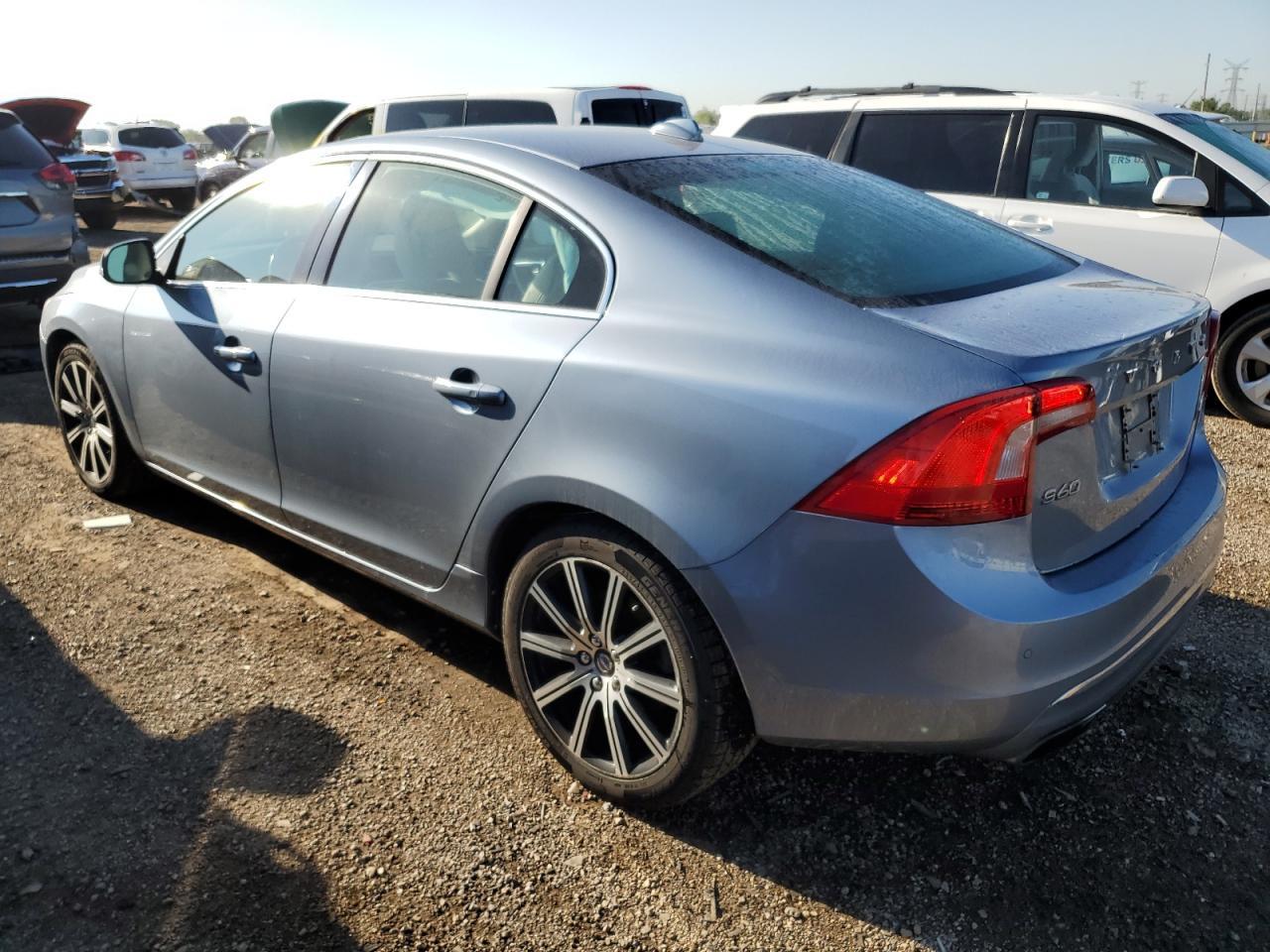 2017 Volvo S60 Premier - Фото 2