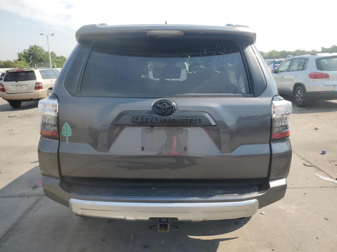 2020 Toyota 4Runner Sr5/Sr5 Premium - Image 6
