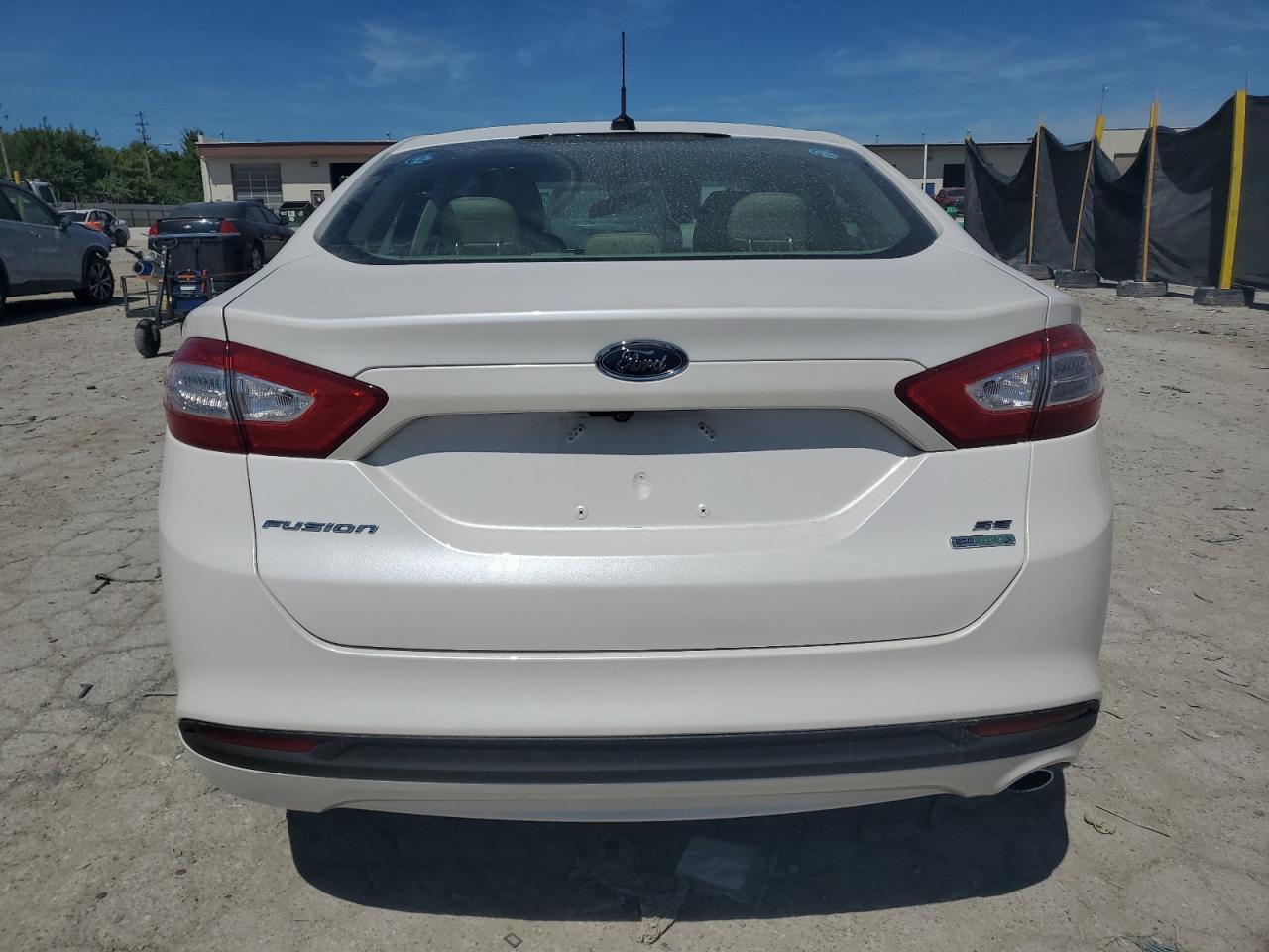 2013 Ford Fusion Se - Фото 6