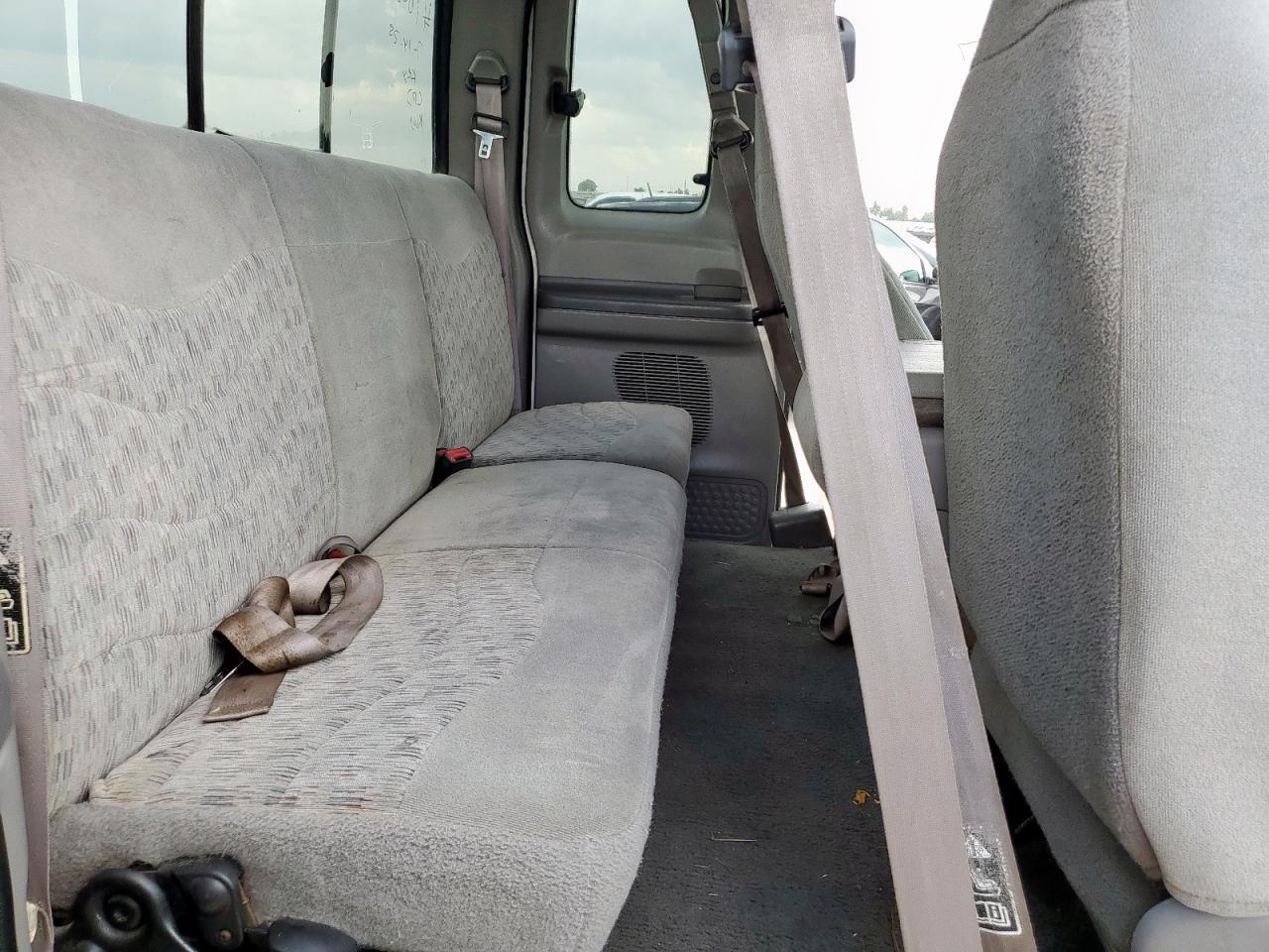 2000 Ford F250 Super Duty - Image 6