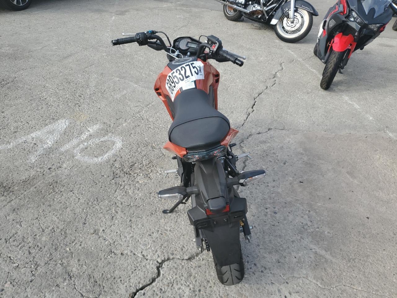 2025 Kawasaki Br125 J - Фото 4
