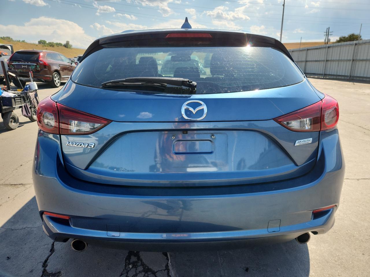 2018 Mazda 3 Grand Touring - Image 6