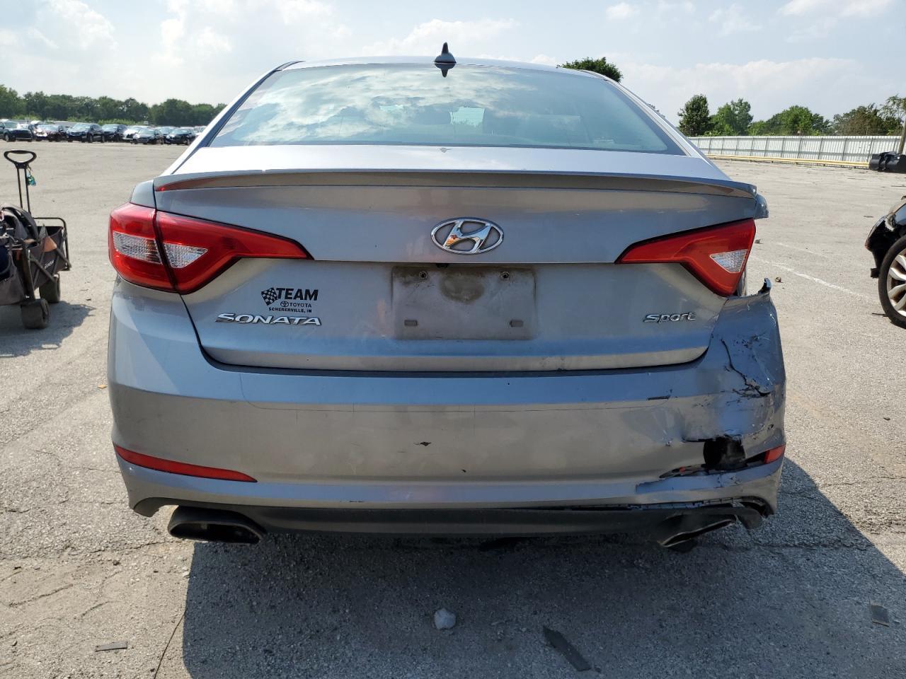 2015 Hyundai Sonata Sport - Image 6