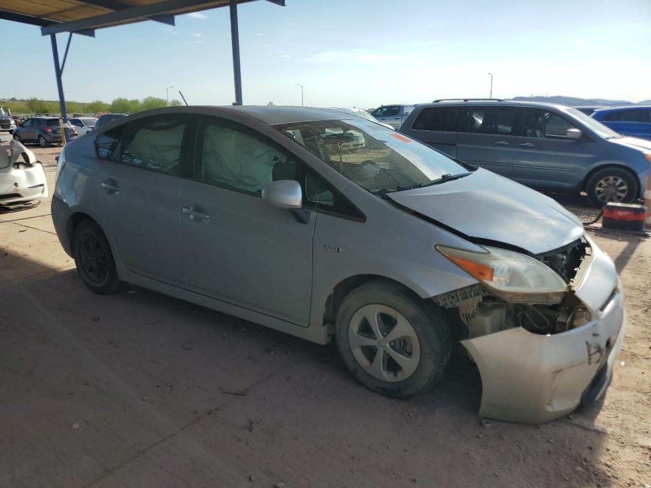 2013 Toyota Prius Three - Фото 4