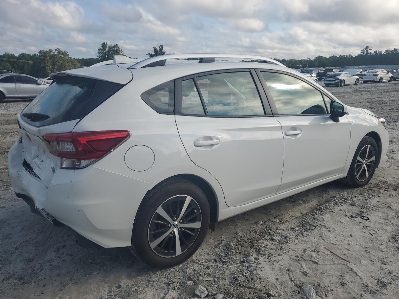 2023 Subaru Impreza Premium - Image 3