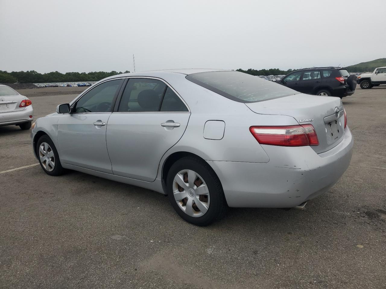 2007 Toyota Camry Le - Фото 2