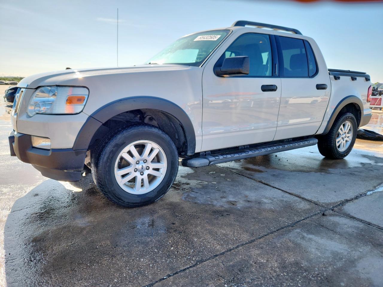 2010 Ford Explorer Sport Trac Xlt