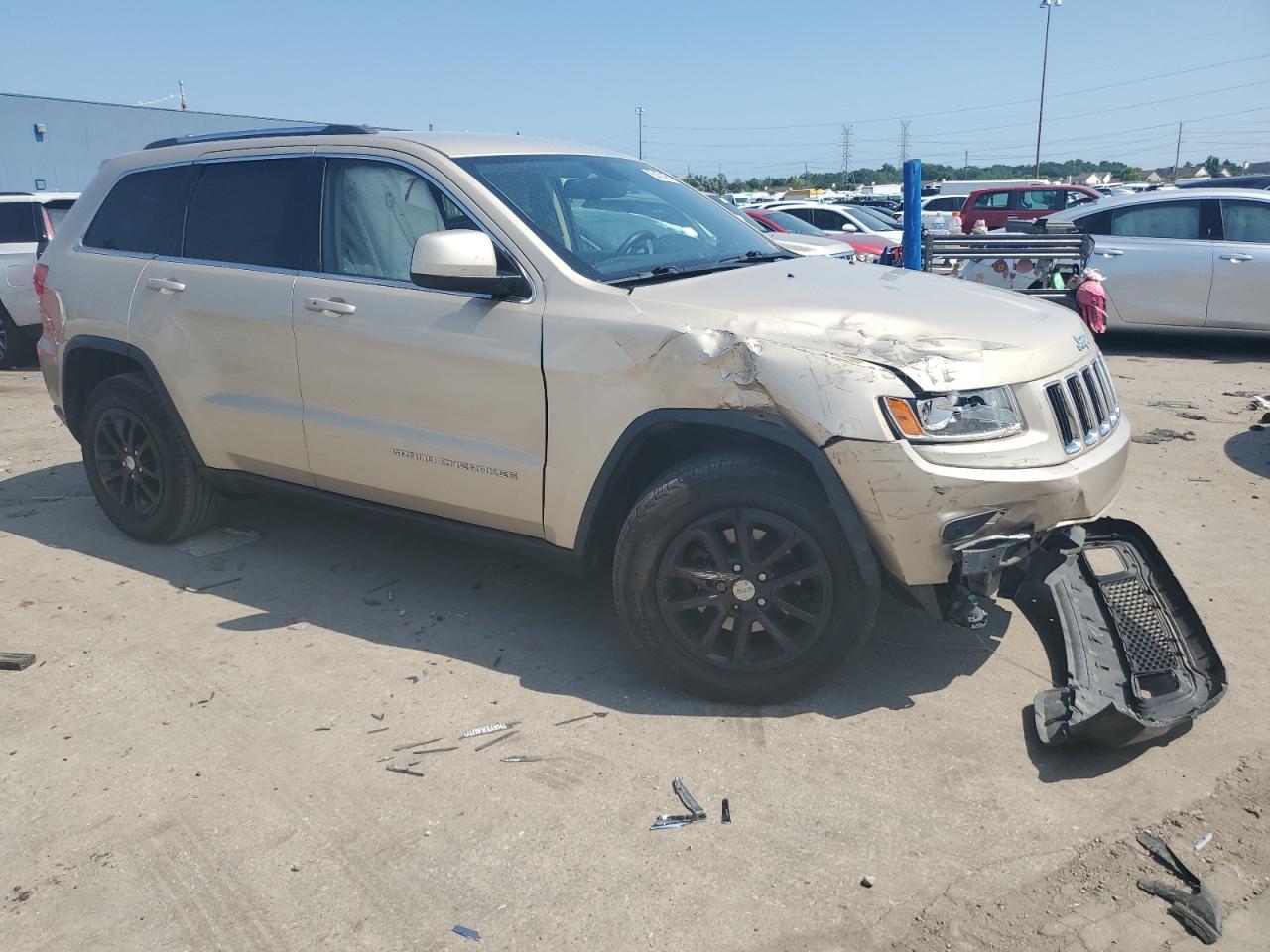 2014 Jeep Grand Cherokee Laredo - Image 4