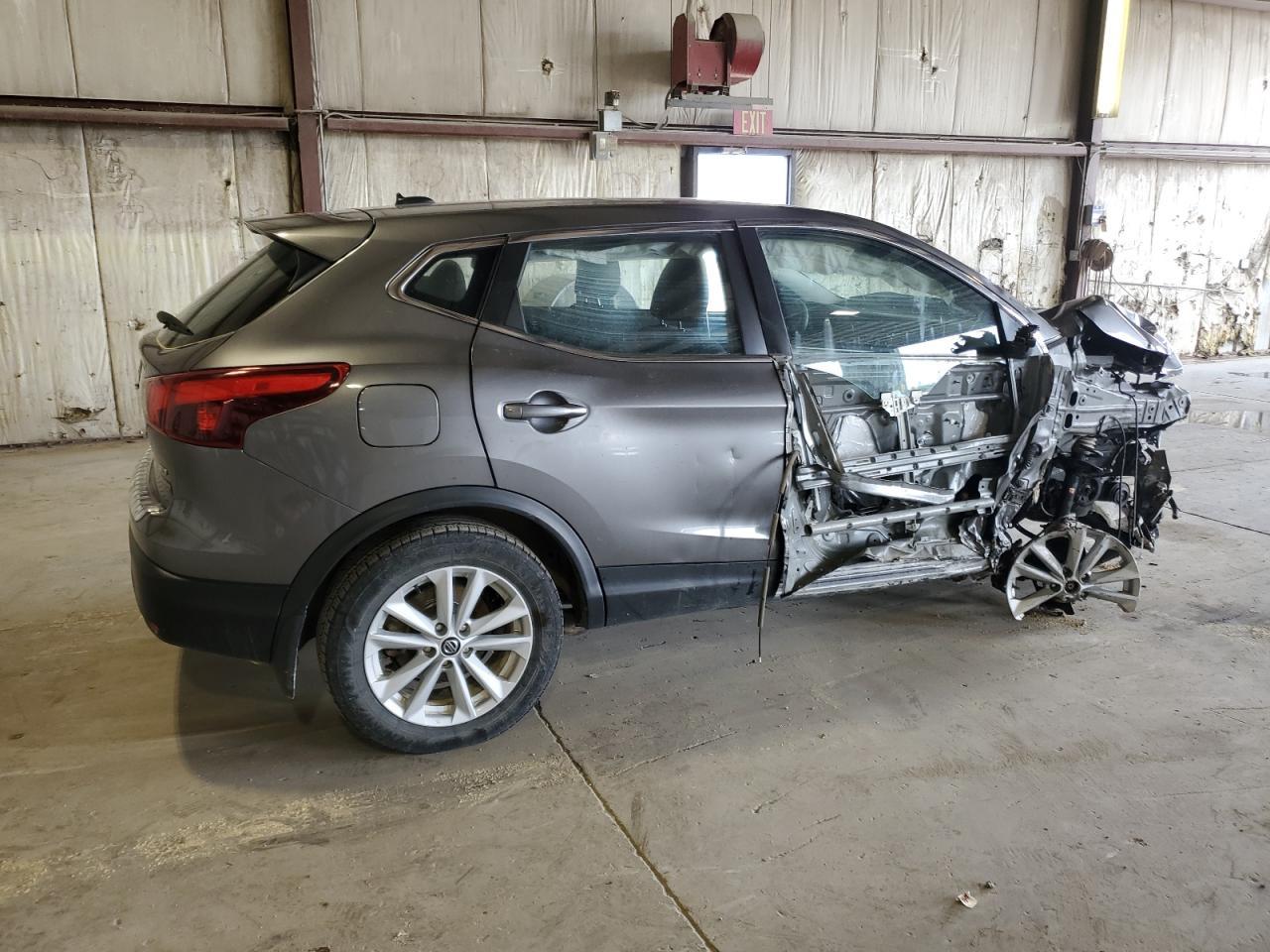 2019 Nissan Rogue Sport S - Image 3