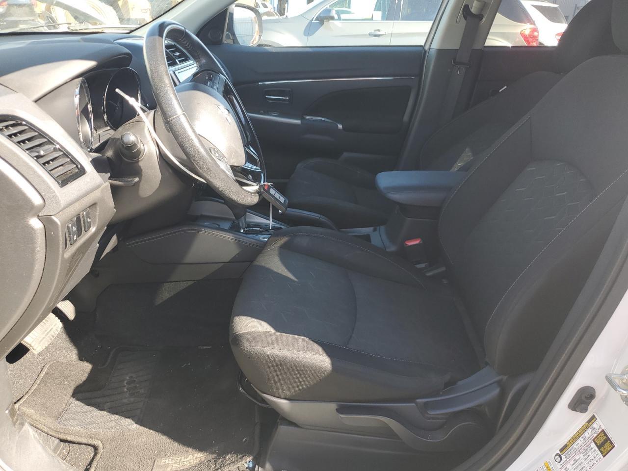 2020 Mitsubishi Outlander Sport Se - Фото 7