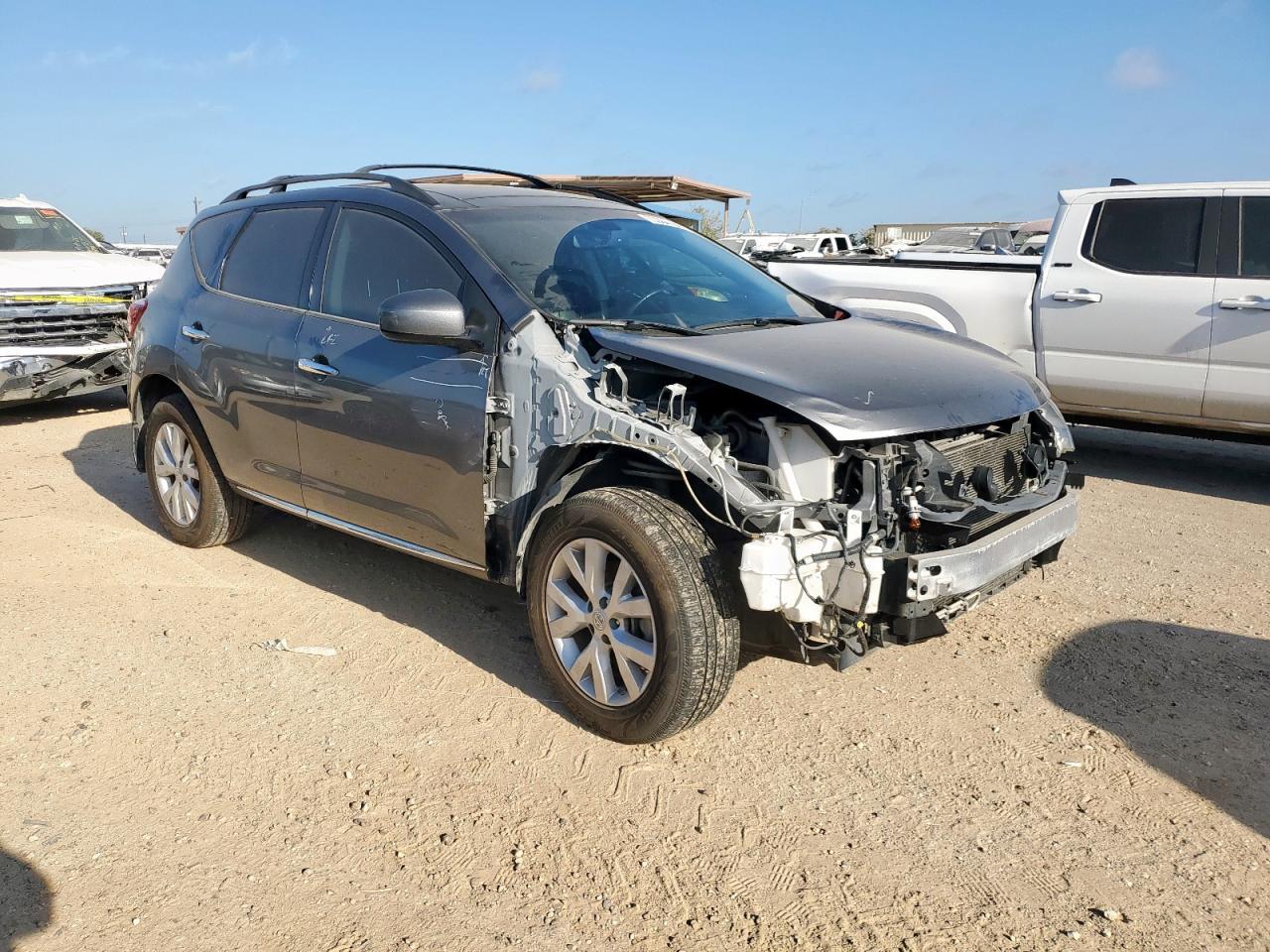 2014 Nissan Murano S - Image 4