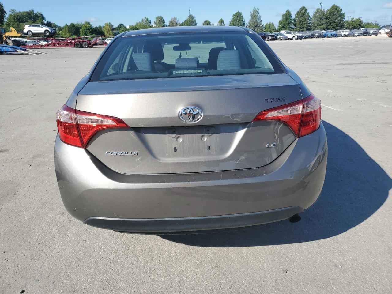 2017 Toyota Corolla L - Фото 6