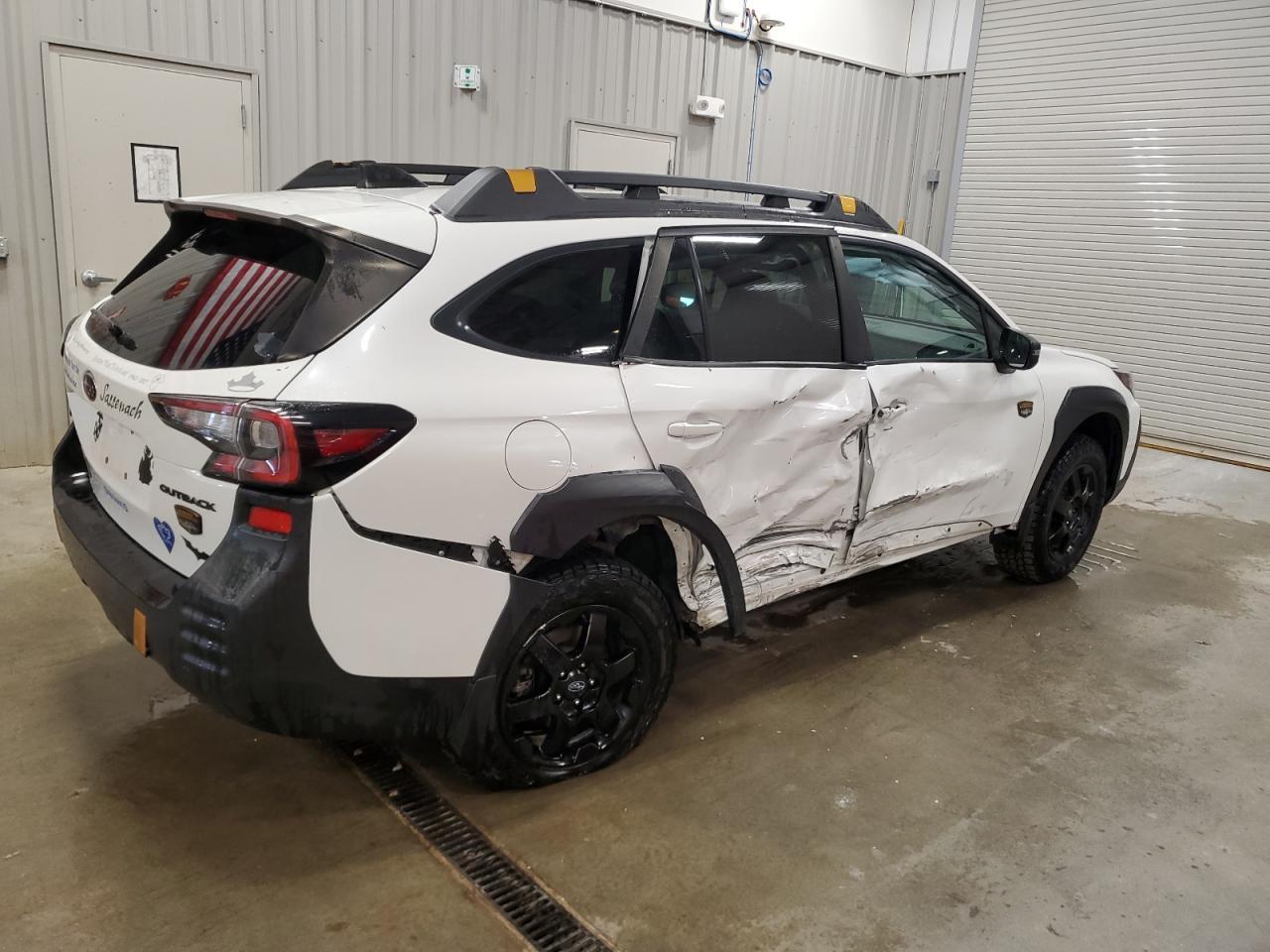 2022 Subaru Outback Wilderness - Фото 3