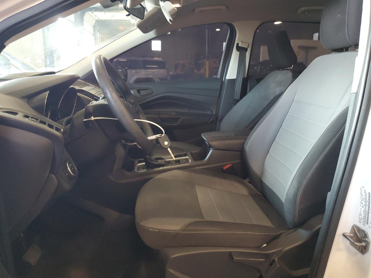 2019 Ford Escape S - Фото 7
