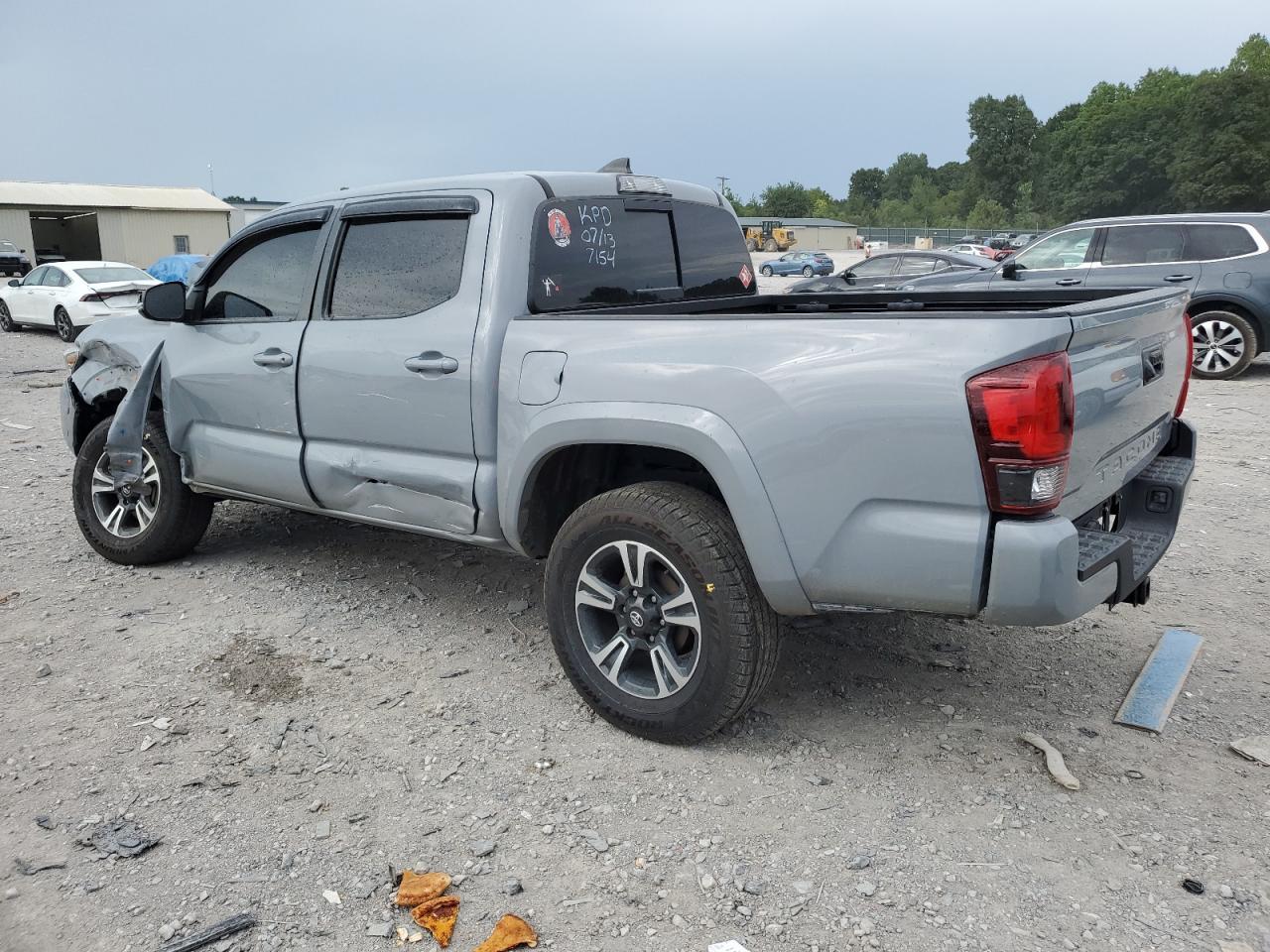 2018 Toyota Tacoma Double Cab - Фото 2