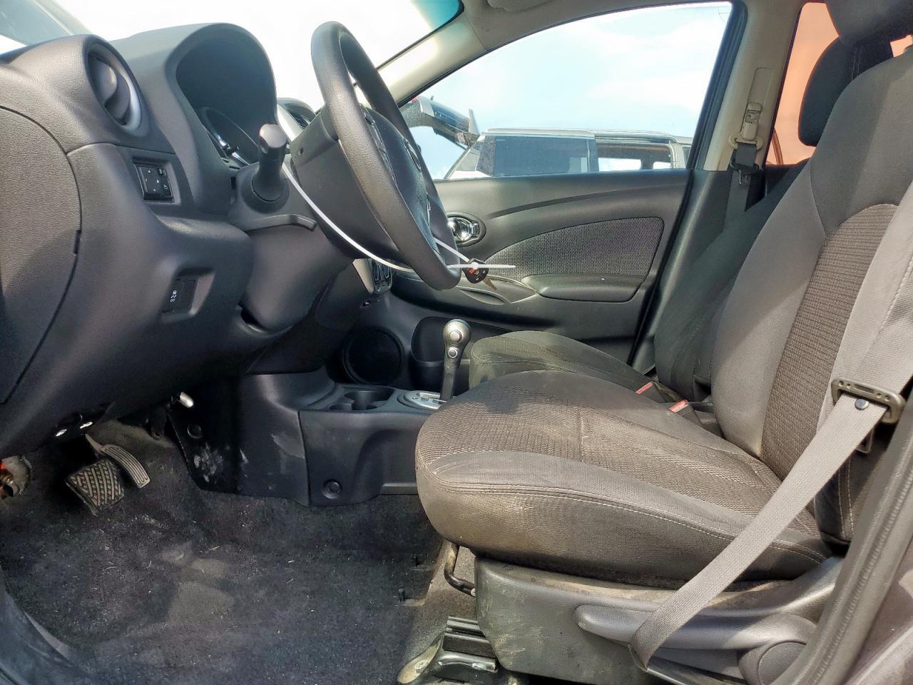 2015 Nissan Versa S - Image 7