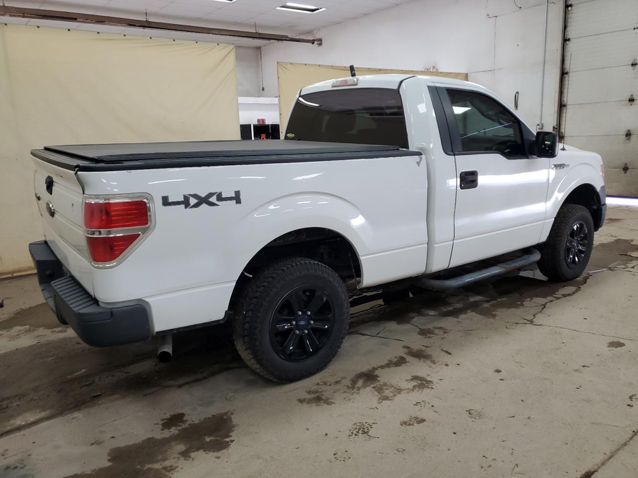 2010 Ford F150 - Image 3