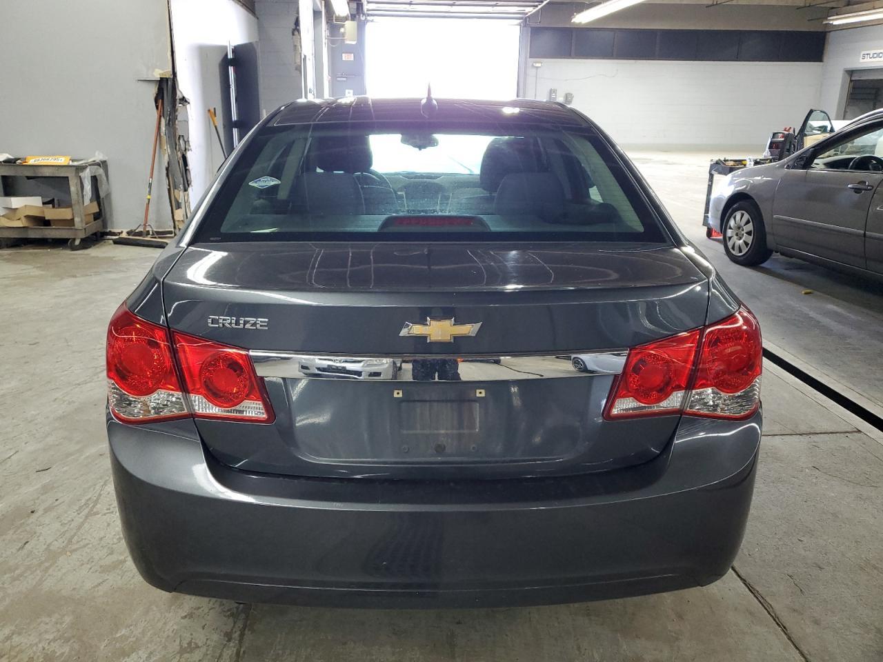 2013 Chevrolet Cruze Ls - Фото 6