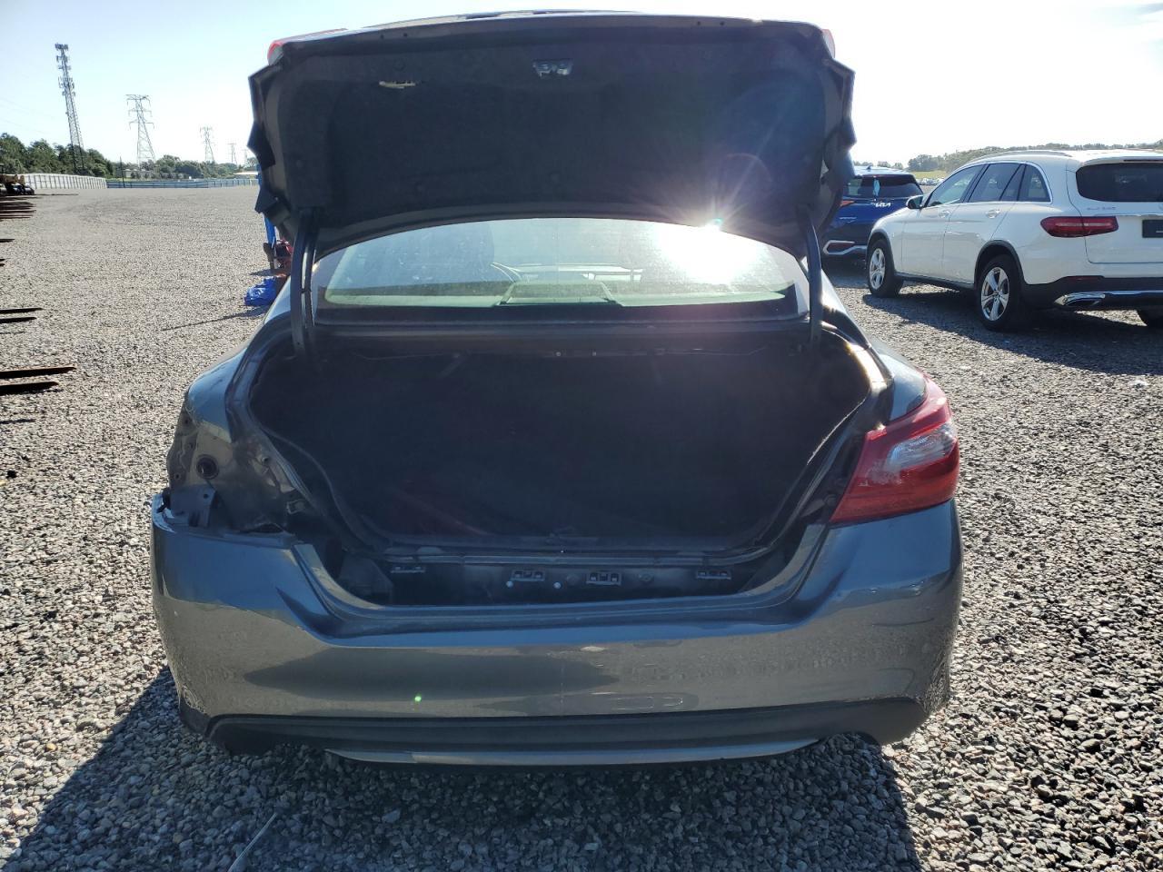 2018 Nissan Altima 2.5 - Фото 6