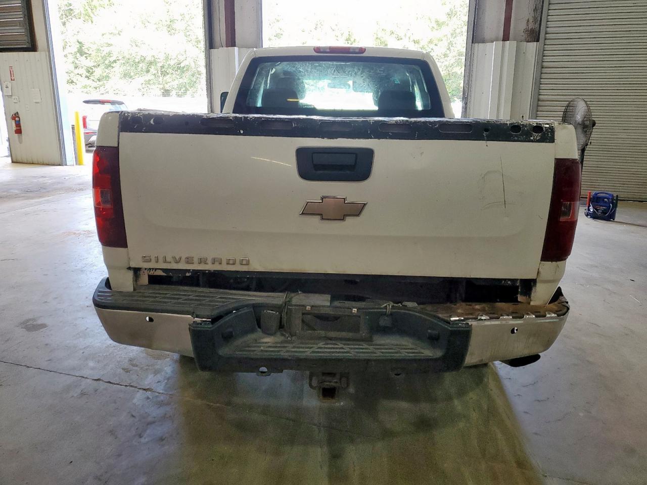 2010 Chevrolet Silverado K2500 Heavy Duty - Фото 6