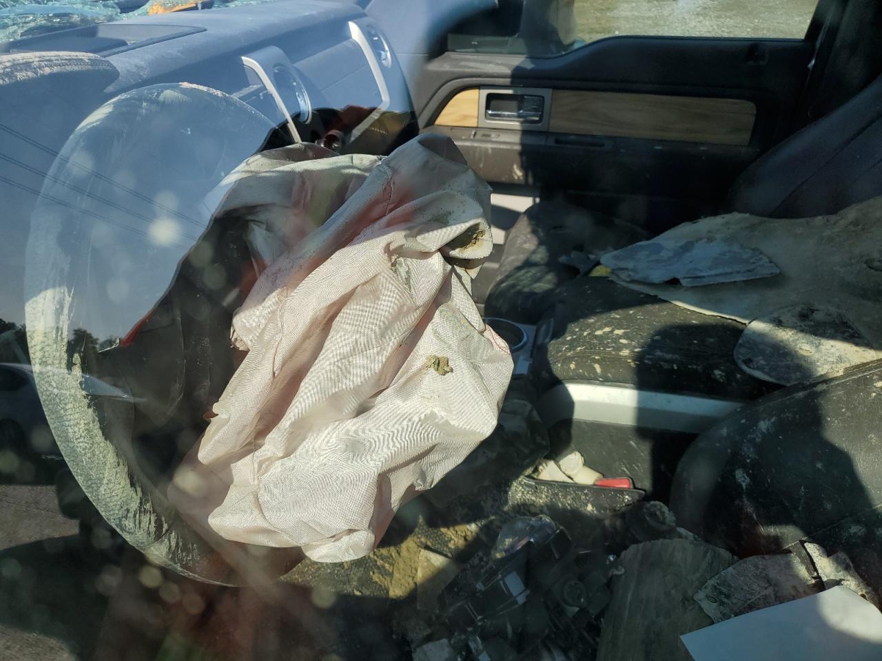 2011 Ford F150 Supercrew - Image 7