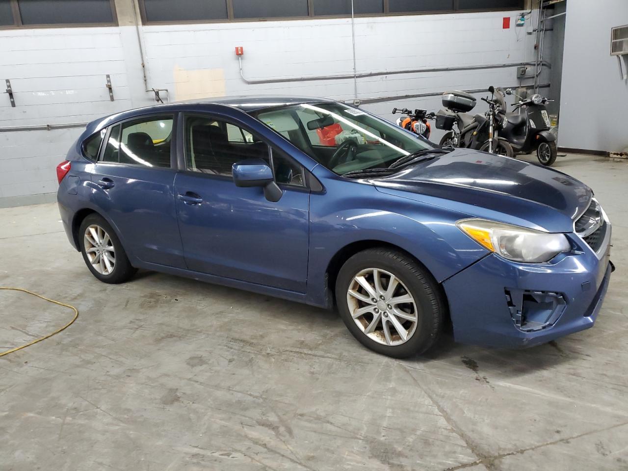 2013 Subaru Impreza Premium - Image 4