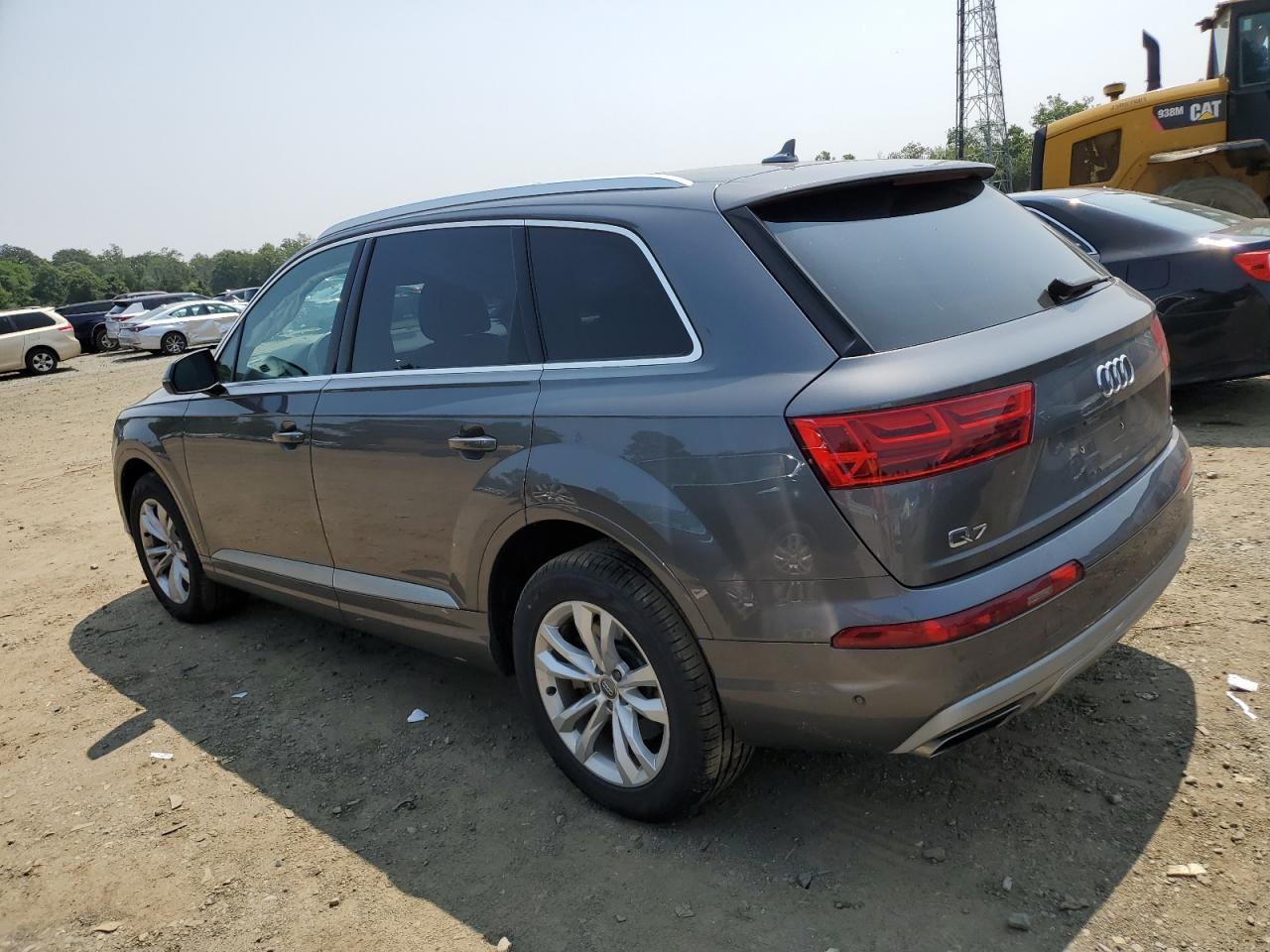 2019 Audi Q7 Premium Plus - Фото 2