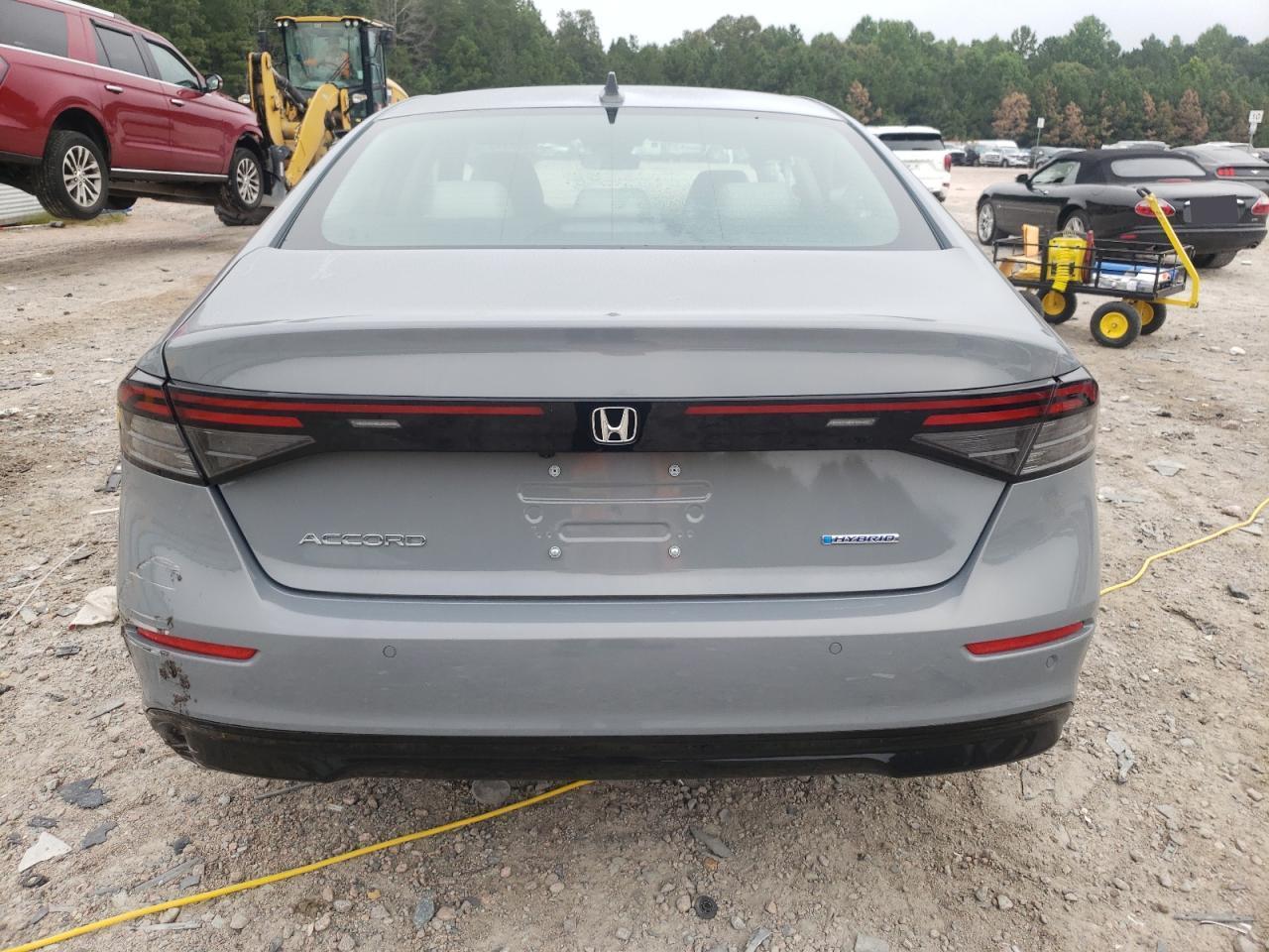 2025 Honda Accord Hybrid Exl - Image 6