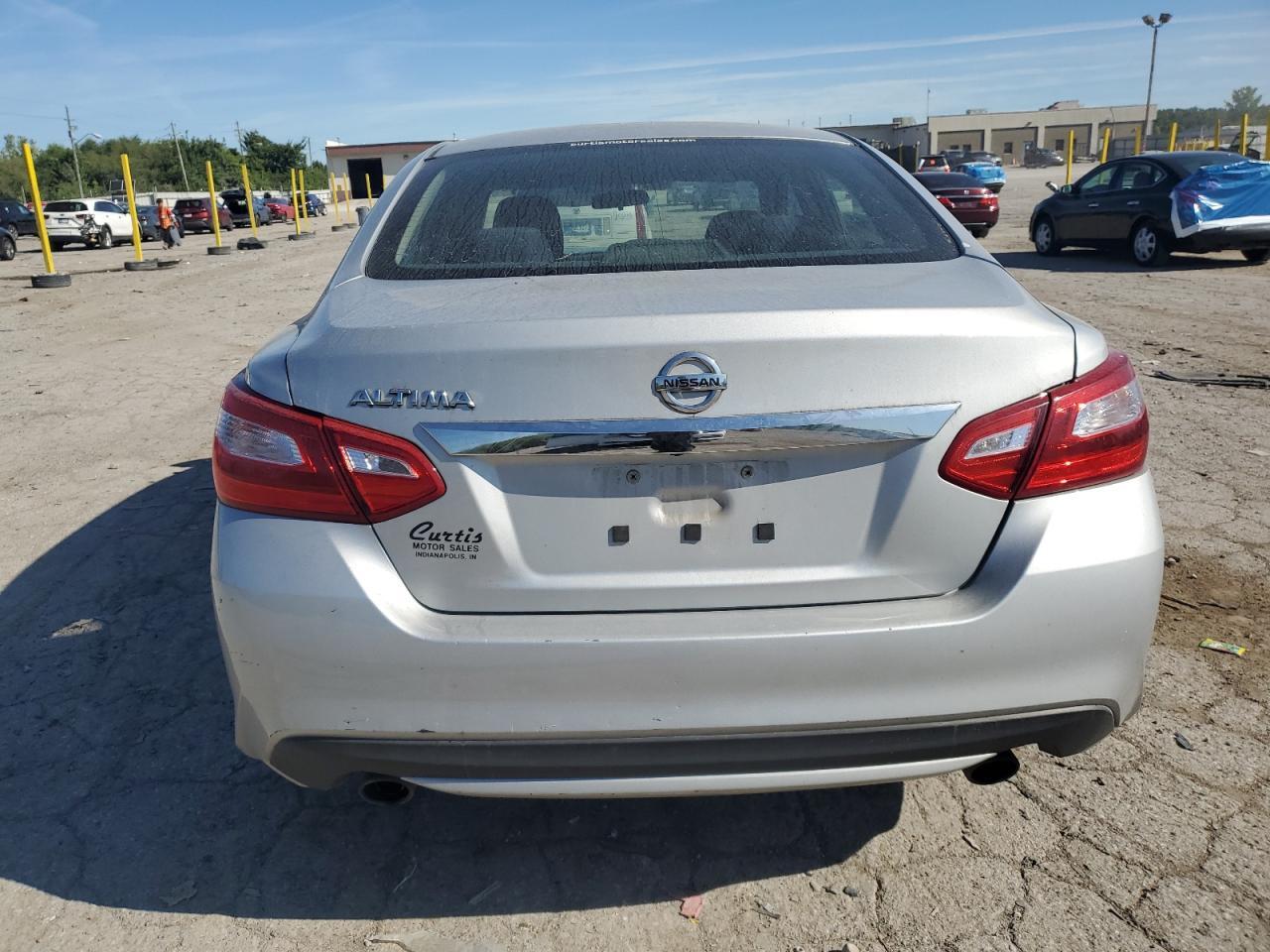 2017 Nissan Altima 2.5 - Фото 6