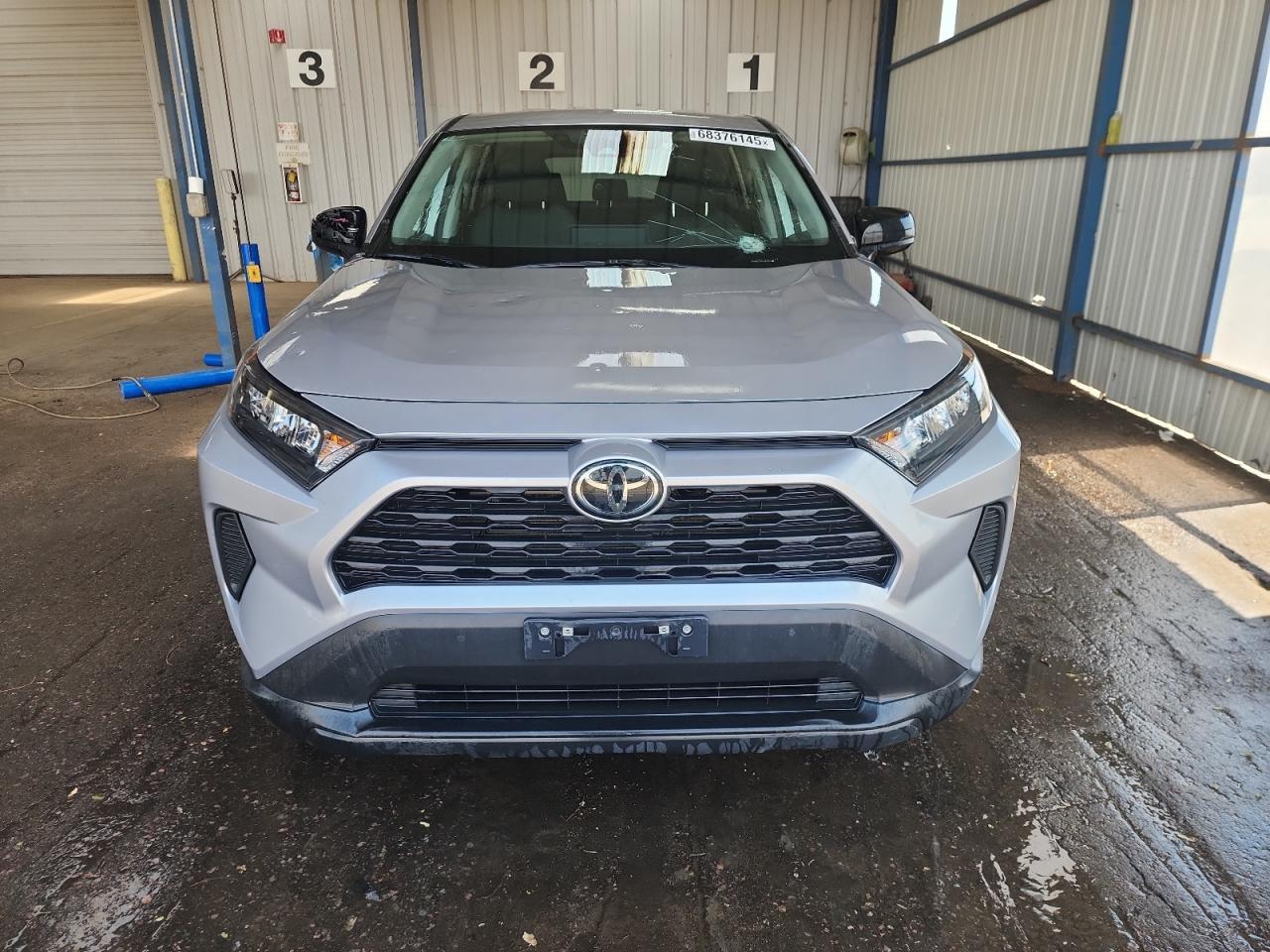 2022 Toyota Rav4 Le - Фото 5