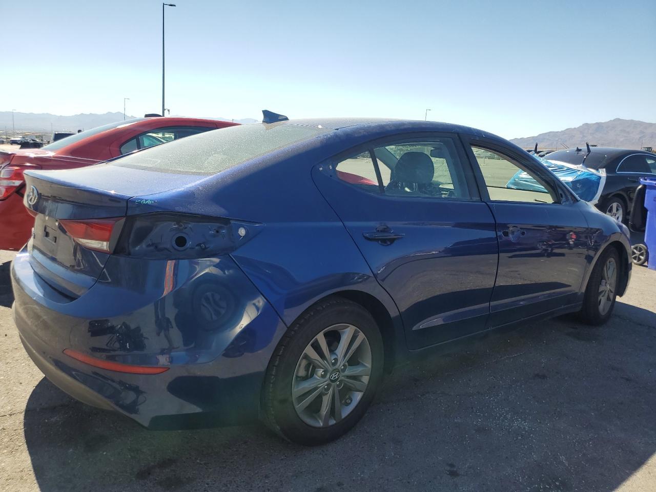 2018 Hyundai Elantra Sel - Фото 3
