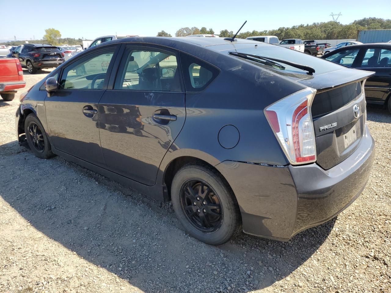 2014 Toyota Prius - Image 2