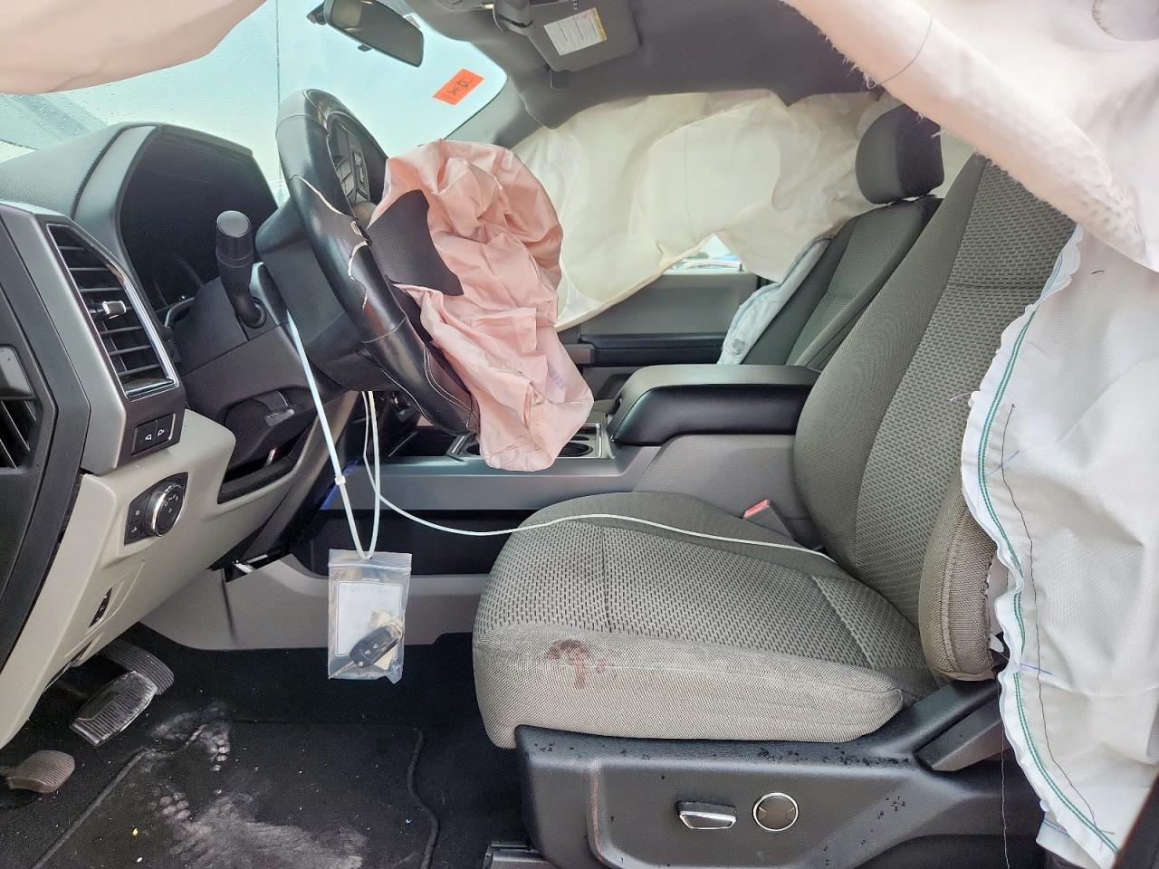 2019 Ford F250 Super Duty - Фото 7