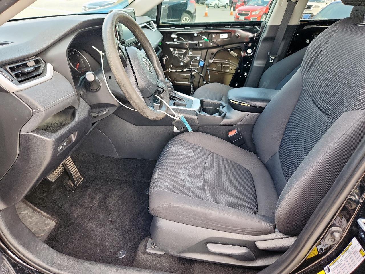 2019 Toyota Rav4 Le - Image 7