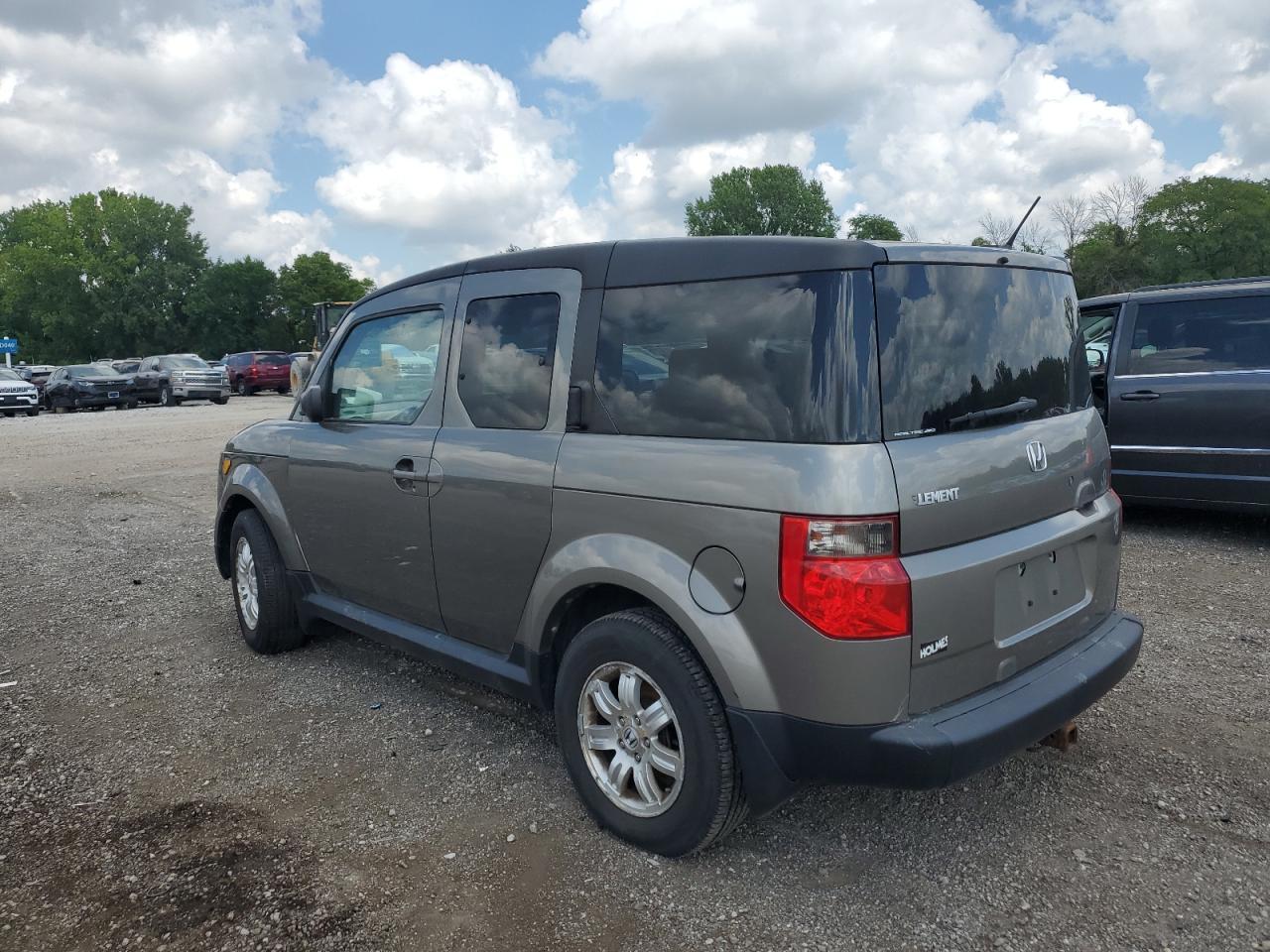 2007 Honda Element Ex - Image 2