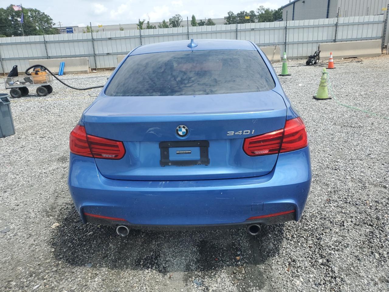 2016 BMW 340 I - Фото 6