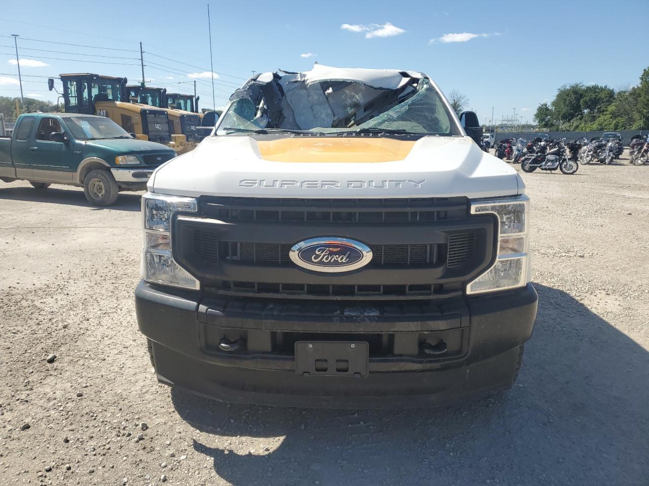 2021 Ford F250 Super Duty - Фото 5