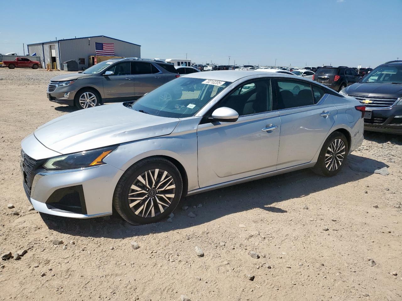 2023 Nissan Altima Sv