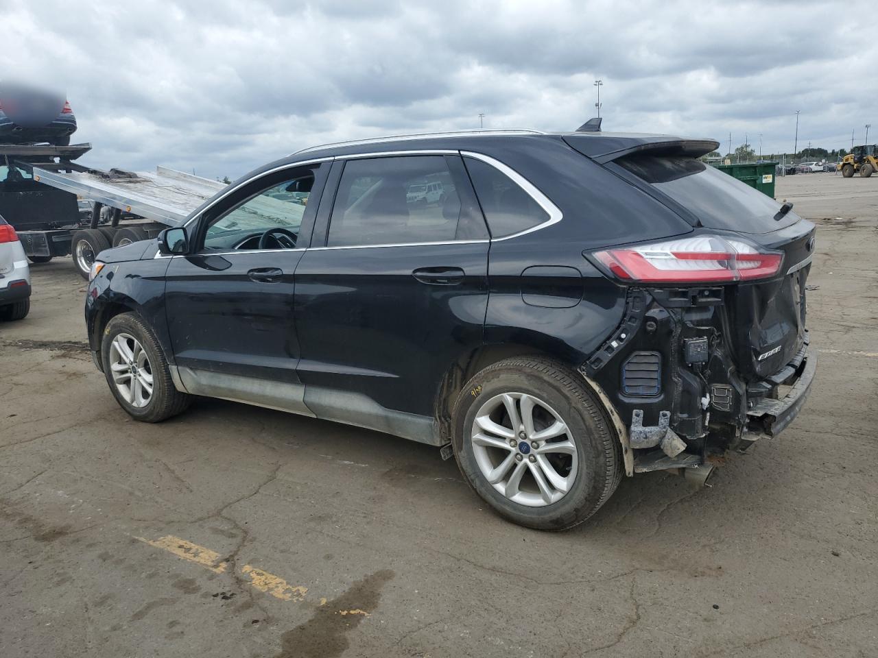 2019 Ford Edge Sel - Image 2