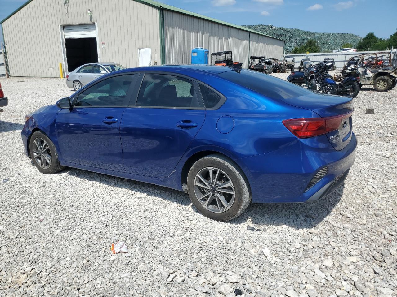 2023 Kia Forte Lx - Фото 2