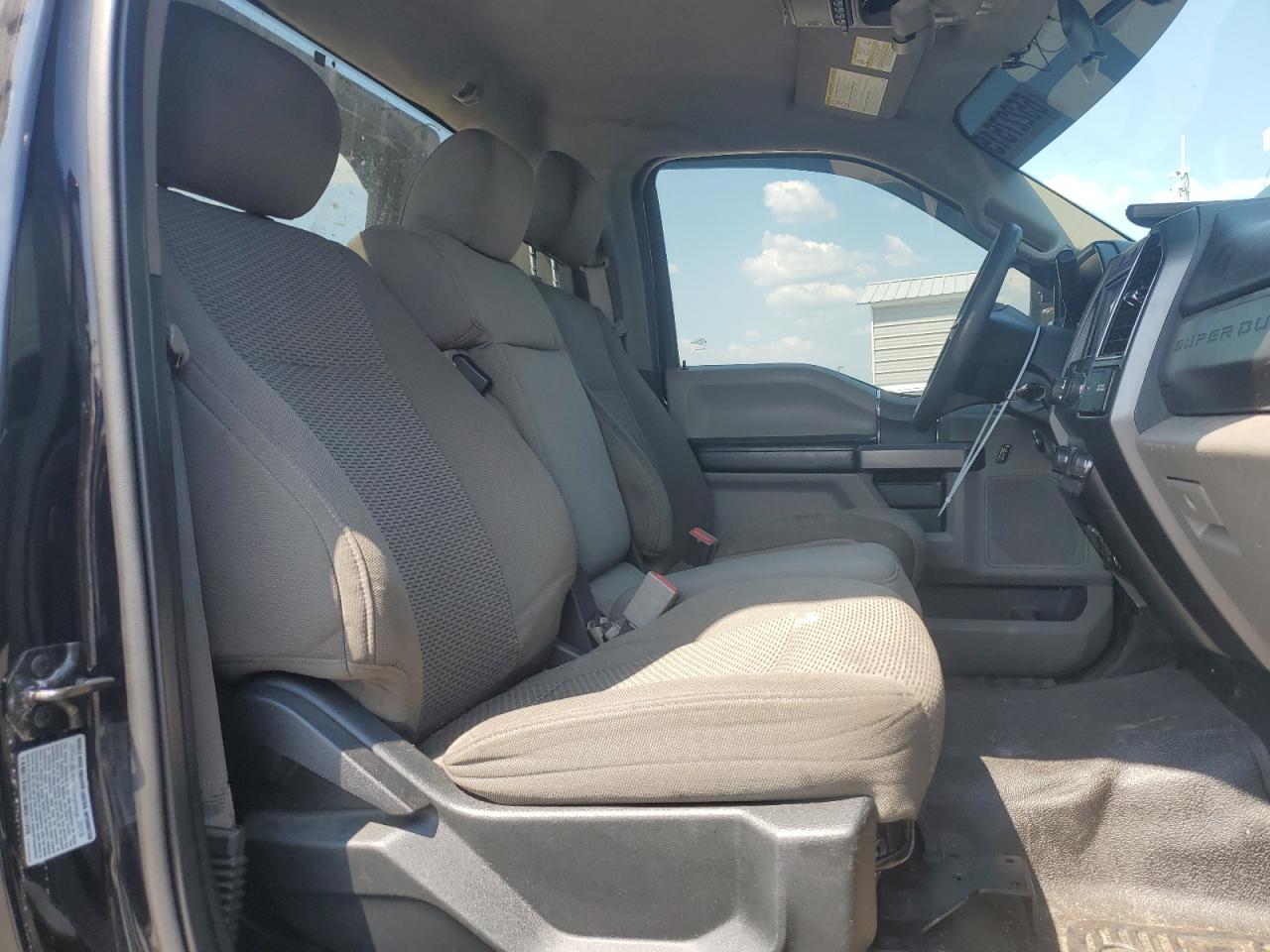 2019 Ford F450 Super Duty - Фото 6